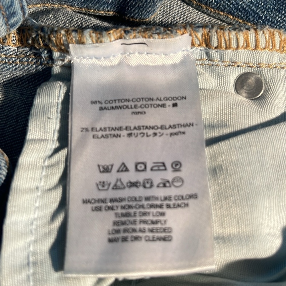 Free People - skinny with long frayed hem - medium wash - size 27 - Picture 4 of 5